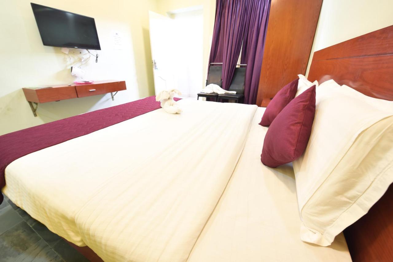 Hotel King Park Pondicherry Bagian luar foto
